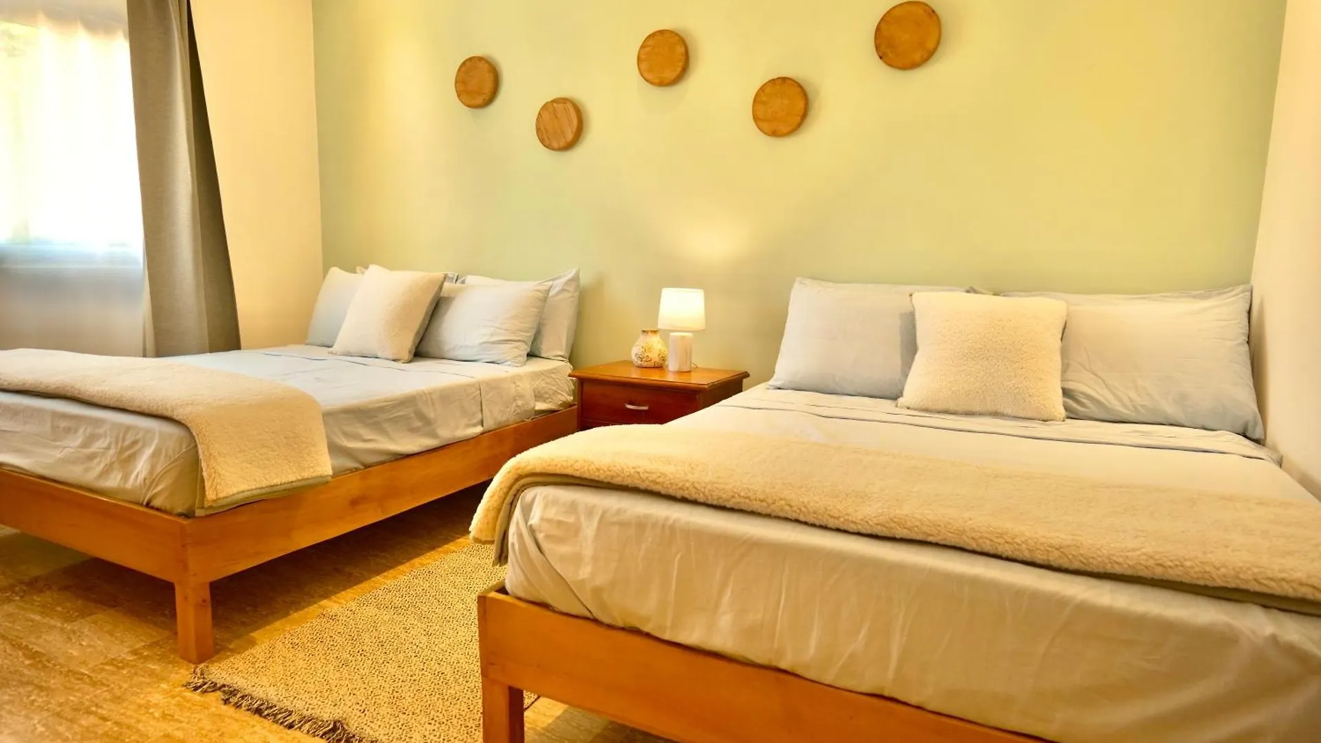Jardinesdelmontserrat-Lasterrenas-Nearbeach Cozy 2Br-3Bds-6Pax-Wifi لاس تاريناس
