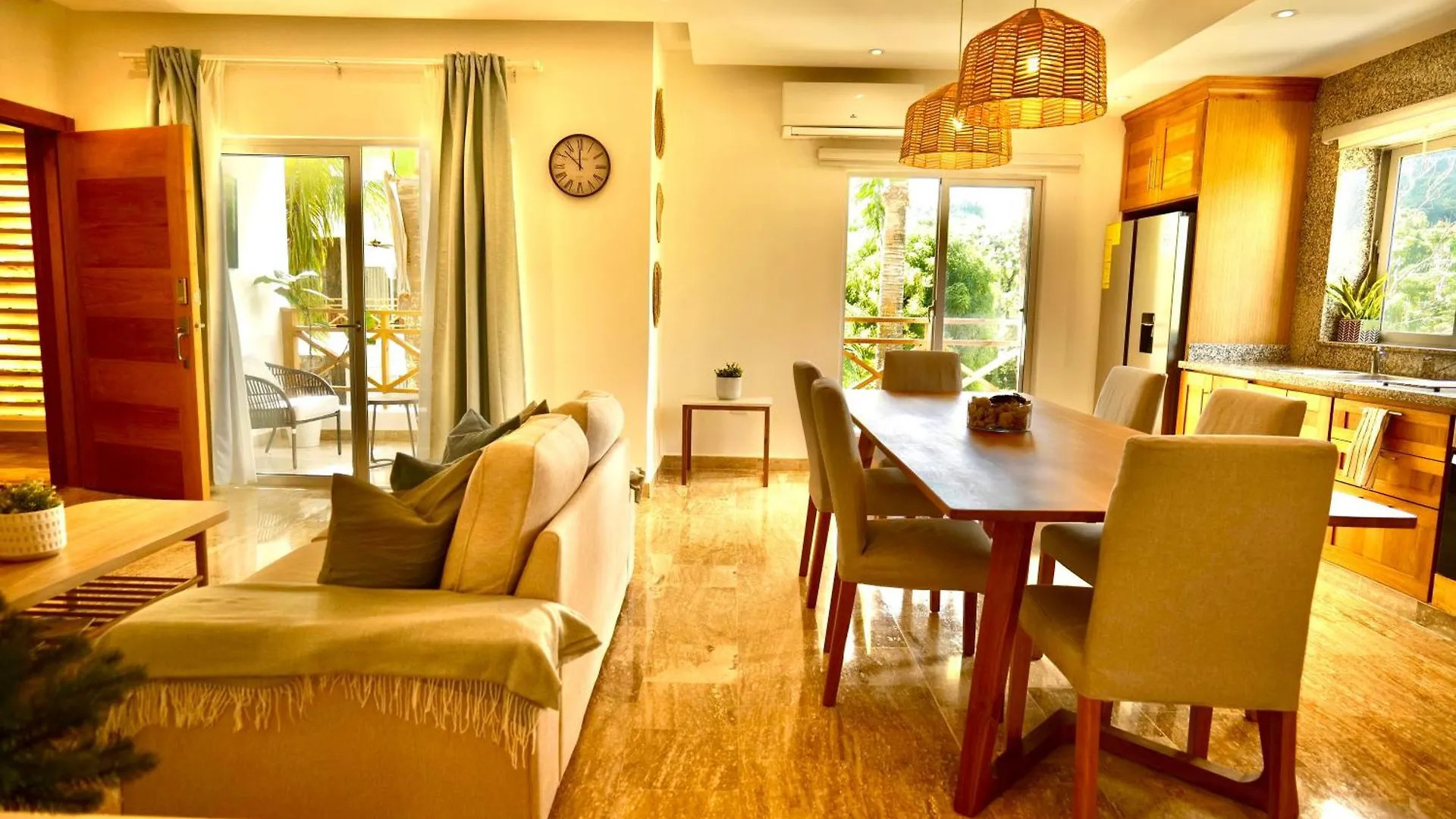 Jardinesdelmontserrat-Lasterrenas-Nearbeach Cozy 2Br-3Bds-6Pax-Wifi لاس تاريناس شقة